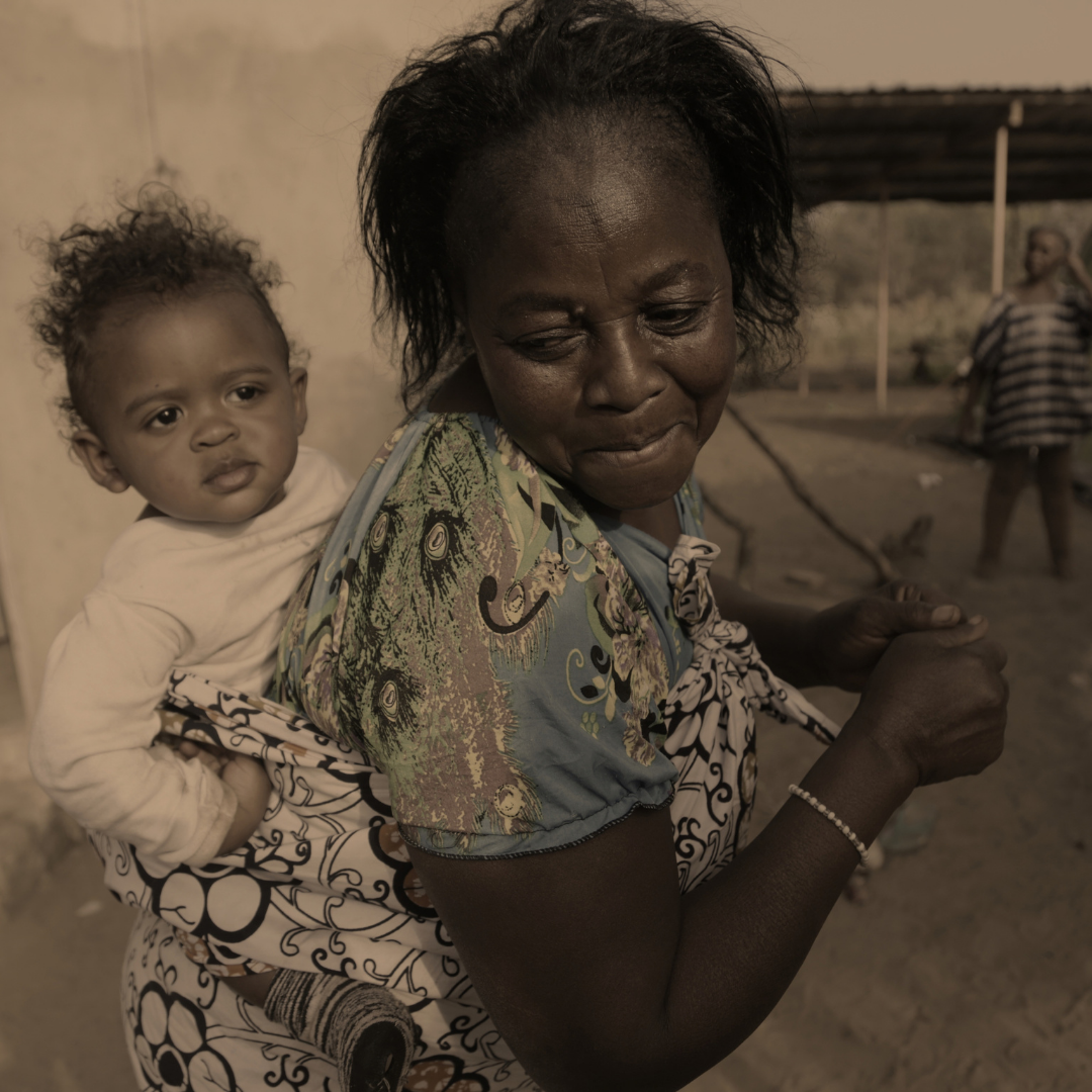 Mother receiving family support