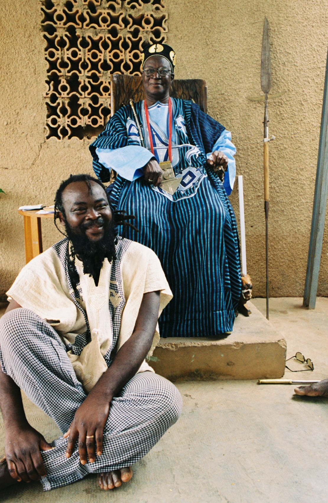 ANH founder Neb Naba Lamoussa Morodenibig seated with His Majesty Kupiendeli